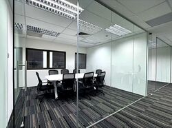 Altez (D2), Office #568690841